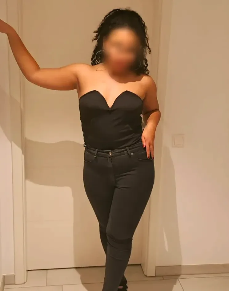 Esra, 27