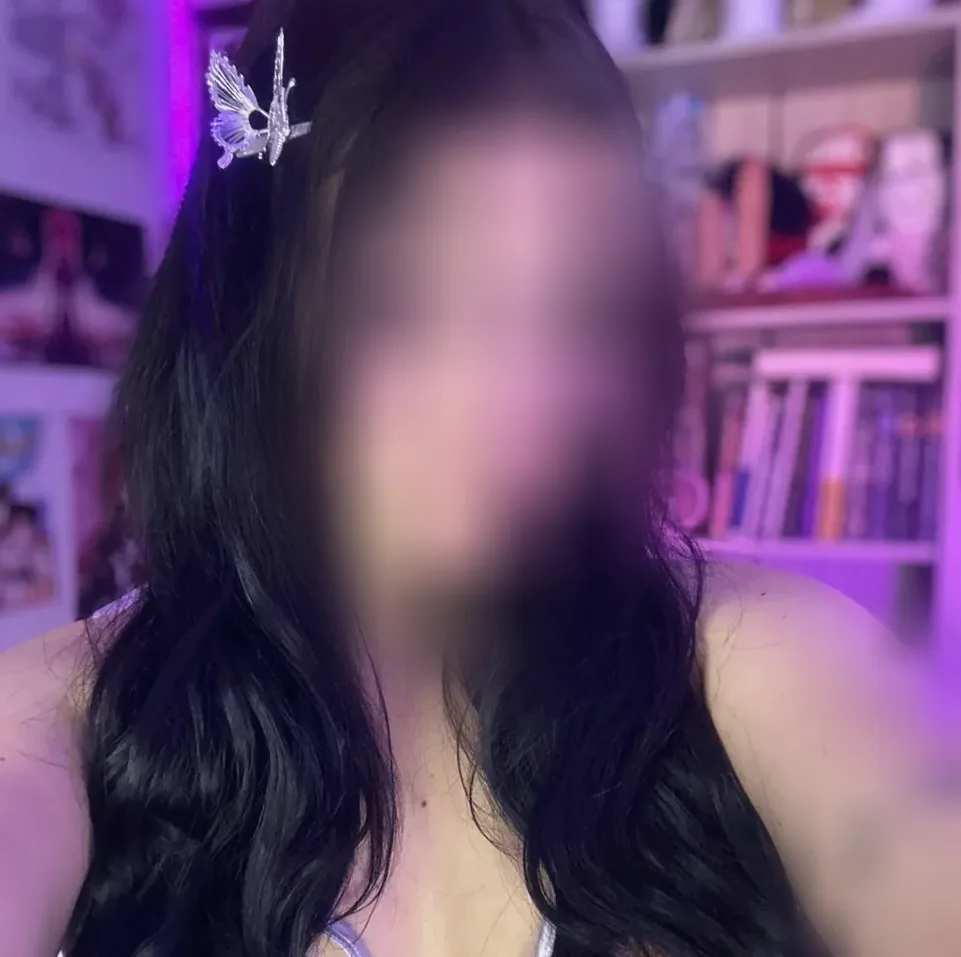 Greta, 26
