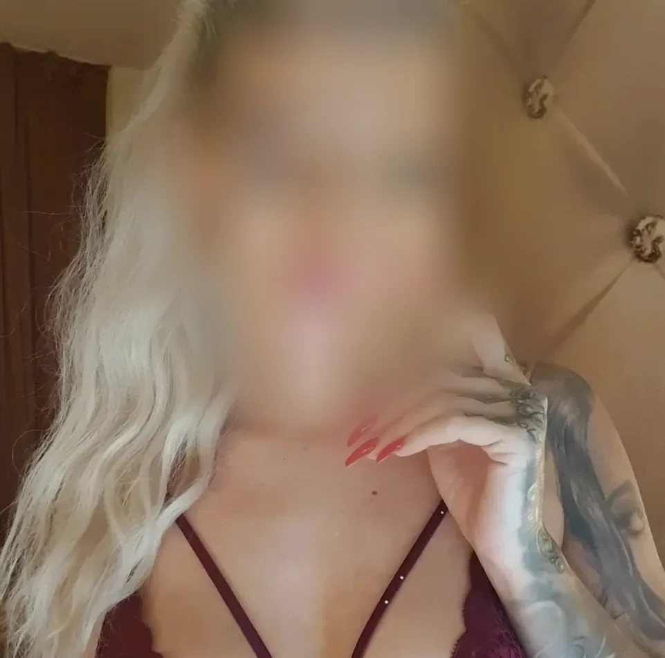 Lotta, 30