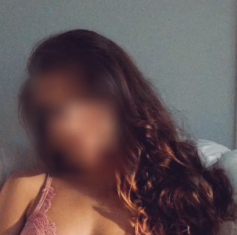 Ramona, 25